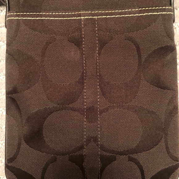 Coach cross body bag - Picture 2 of 4
